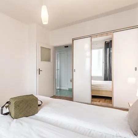Bright And Comfy Place *